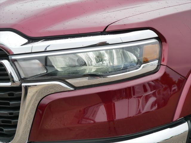 2025 Ram 1500 Big Horn Crew Cab 4x4 5'7" Box