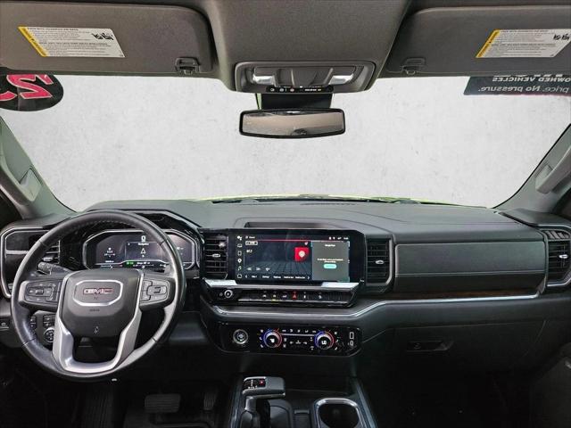 2023 GMC Sierra 1500 4WD Crew Cab Short Box SLT
