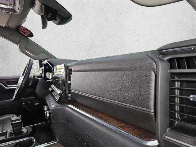 2023 GMC Sierra 1500 4WD Crew Cab Short Box SLT