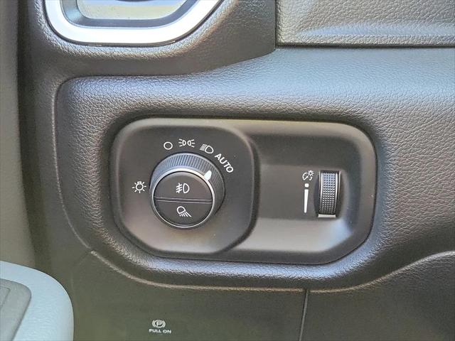 2023 Ram 1500 Big Horn Quad Cab 4x4 6'4" Box