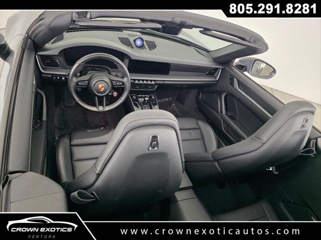 2025 Porsche 911 Carrera Cabriolet