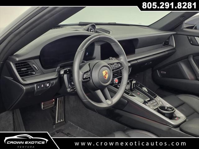 2025 Porsche 911 Carrera Cabriolet