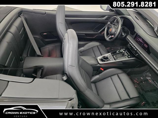 2025 Porsche 911 Carrera Cabriolet