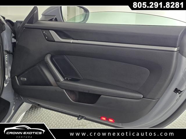 2025 Porsche 911 Carrera Cabriolet