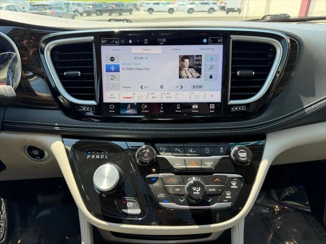 2023 Chrysler Pacifica Limited AWD