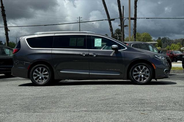 2023 Chrysler Pacifica Hybrid Pinnacle