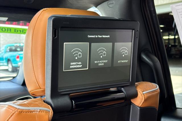 2023 Chrysler Pacifica Hybrid Pinnacle