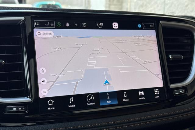 2023 Chrysler Pacifica Hybrid Pinnacle