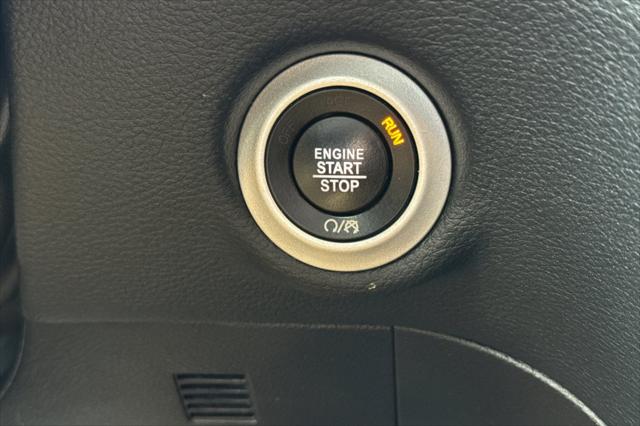 2023 Chrysler Pacifica Hybrid Pinnacle