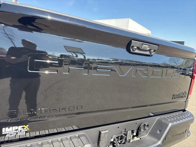 2026 Chevrolet Silverado 2500HD Crew Cab, Standard Bed, High Country, 4WD
