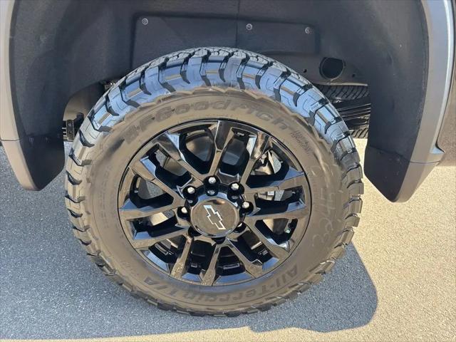 2026 Chevrolet Silverado 2500HD Crew Cab, Standard Bed, High Country, 4WD