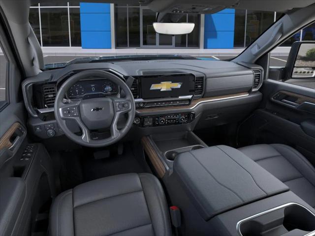 2026 Chevrolet Silverado 2500HD Crew Cab, Standard Bed, LT, 4WD