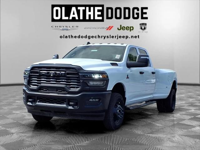 2026 RAM Ram 3500 RAM 3500 TRADESMAN CREW CAB 4X4 8 BOX