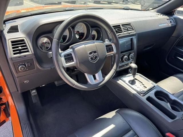 2014 Dodge Challenger SXT Plus 2014 Dodge Challenger SXT Plus