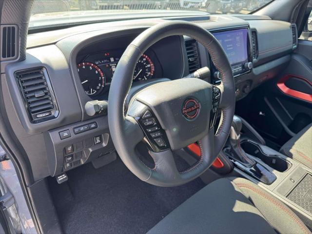 2024 Nissan Frontier Crew Cab PRO-X 4x2