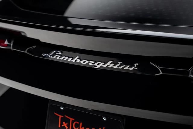 2021 Lamborghini Urus Graphite Capsule