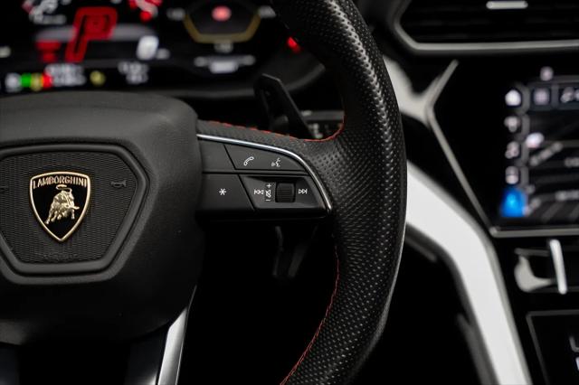 2021 Lamborghini Urus Graphite Capsule