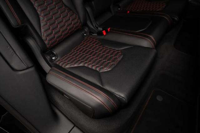 2021 Lamborghini Urus Graphite Capsule