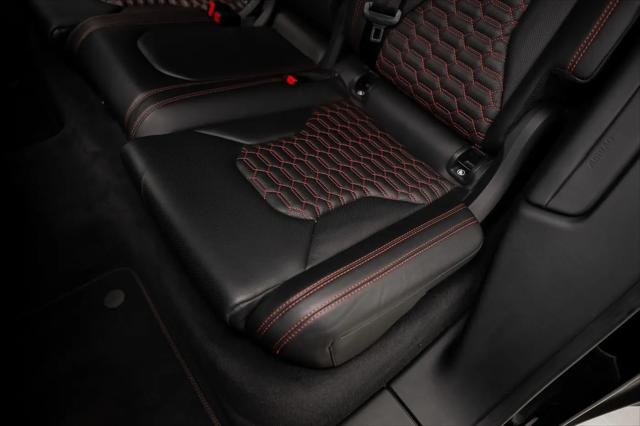2021 Lamborghini Urus Graphite Capsule