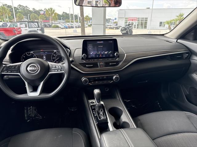 2025 Nissan Altima SV FWD