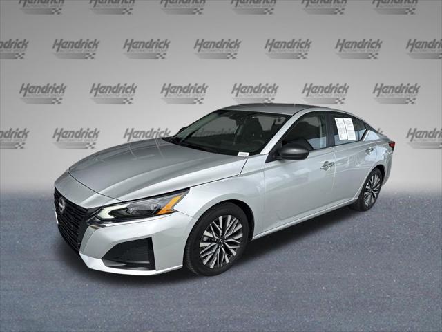 2025 Nissan Altima SV FWD