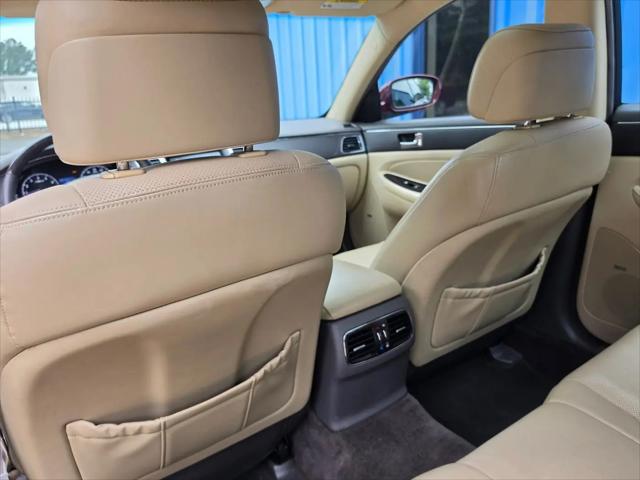 2011 Hyundai Genesis 4.6