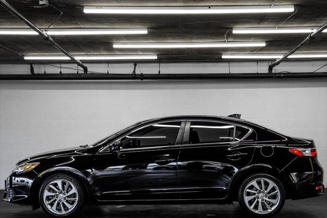 2018 Acura ILX Base