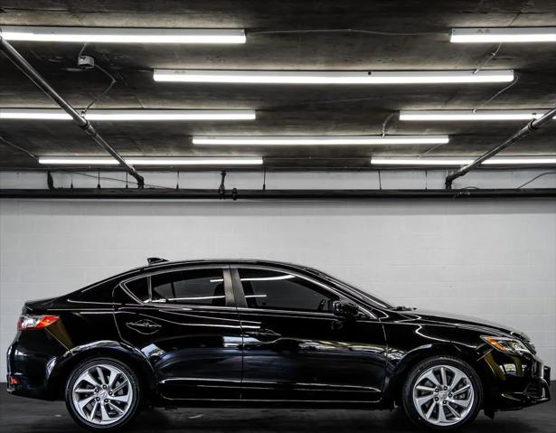 2018 Acura ILX Base