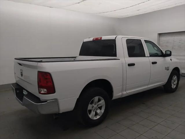 2022 Ram 1500 Classic SLT Crew Cab 4x2 5'7" Box