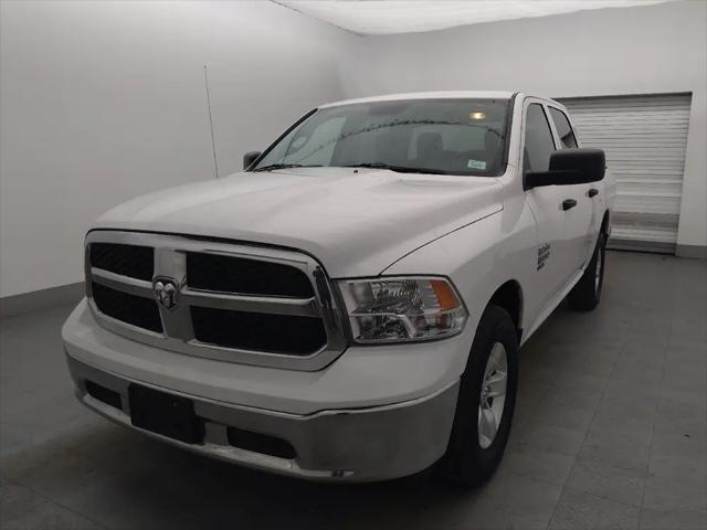 2022 Ram 1500 Classic SLT Crew Cab 4x2 5'7" Box