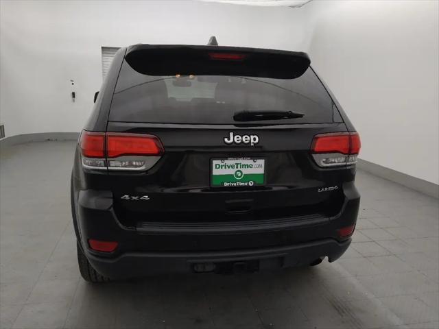 2022 Jeep Grand Cherokee Laredo E 4x4