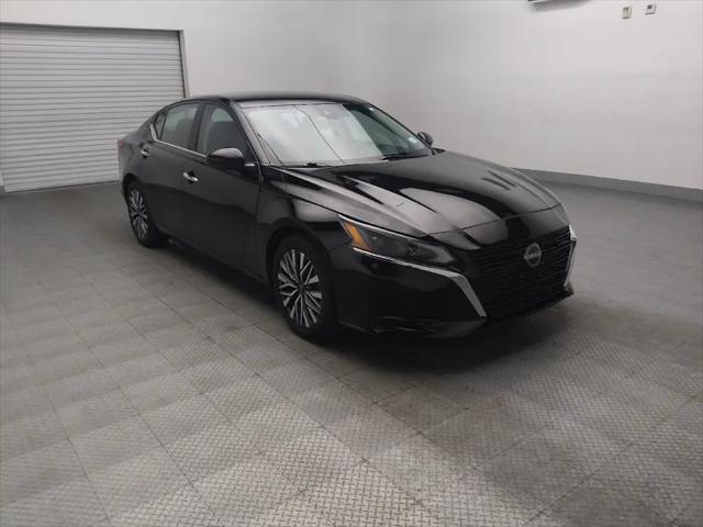 2023 Nissan Altima SV FWD