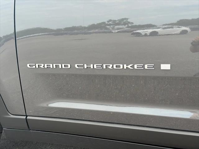 2025 Jeep Grand Cherokee Limited 4x2