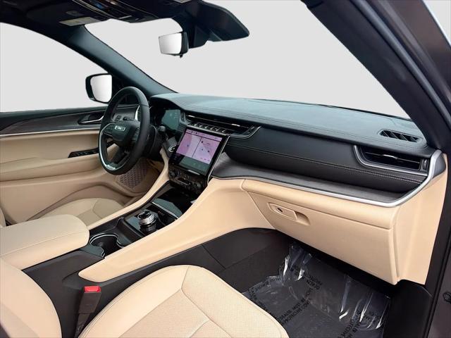 2025 Jeep Grand Cherokee Limited 4x2