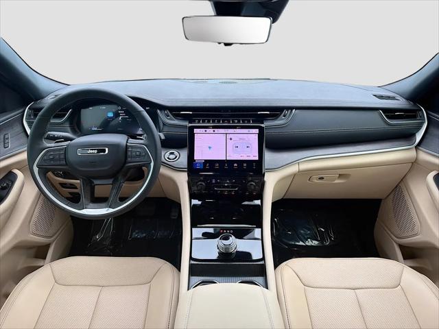 2025 Jeep Grand Cherokee Limited 4x2