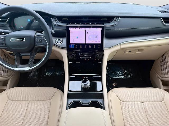 2025 Jeep Grand Cherokee Limited 4x2