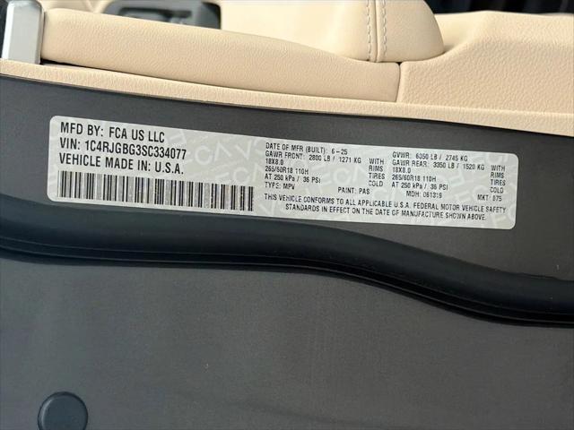 2025 Jeep Grand Cherokee Limited 4x2