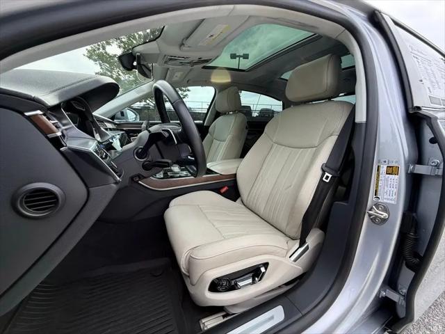 2023 Audi A8 L 55 TFSI quattro Tiptronic