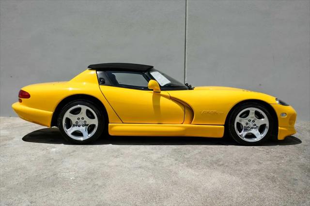 2001 Dodge Viper RT/10