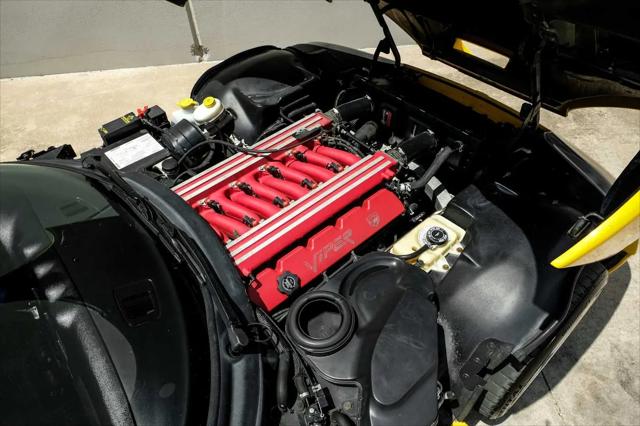 2001 Dodge Viper RT/10