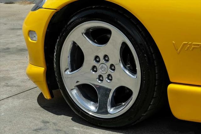 2001 Dodge Viper RT/10