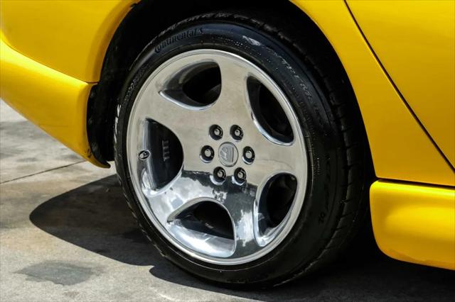 2001 Dodge Viper RT/10