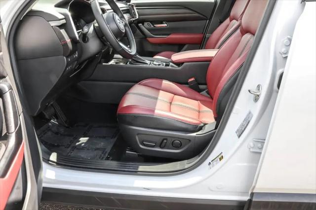 2025 Mazda CX-50 Hybrid Premium Plus Package