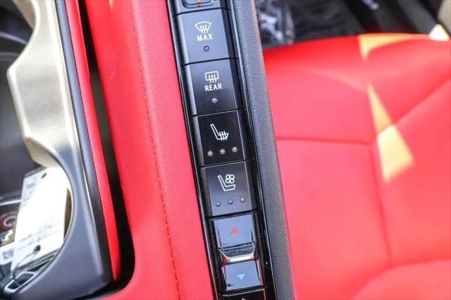 2024 Chevrolet Corvette Stingray RWD Convertible 2LT