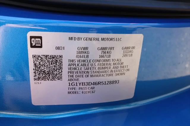 2024 Chevrolet Corvette Stingray RWD Convertible 2LT