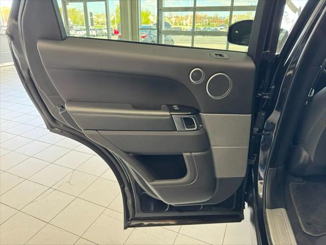2016 Land Rover Range Rover Sport 5.0L V8 Supercharged Dynamic