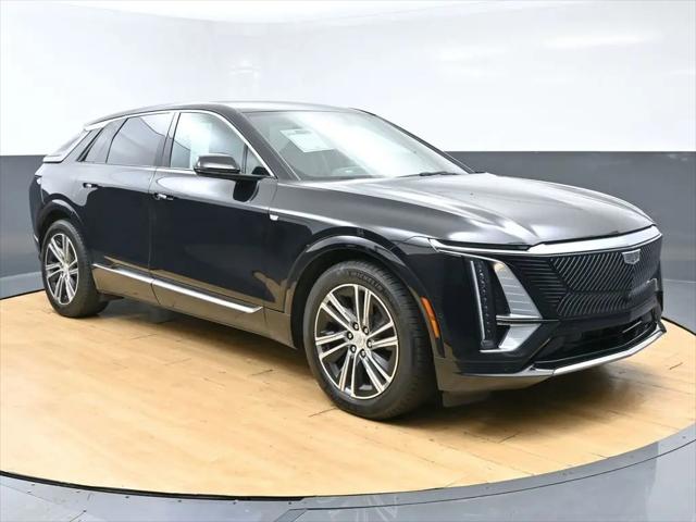 2024 Cadillac iQ Luxury w/1SC