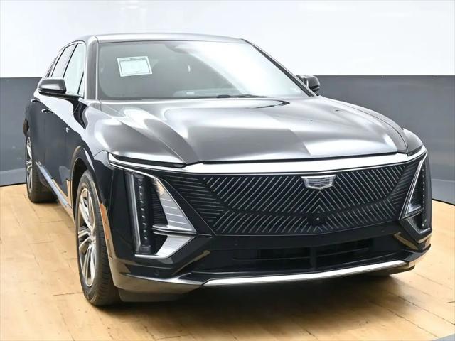 2024 Cadillac iQ Luxury w/1SC
