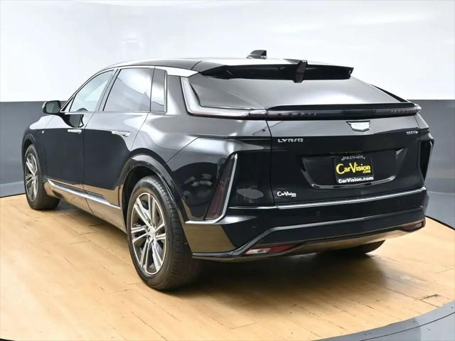 2024 Cadillac iQ Luxury w/1SC