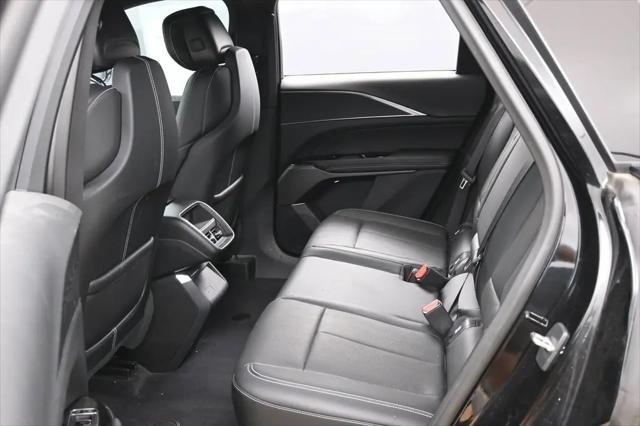 2024 Cadillac iQ Luxury w/1SC